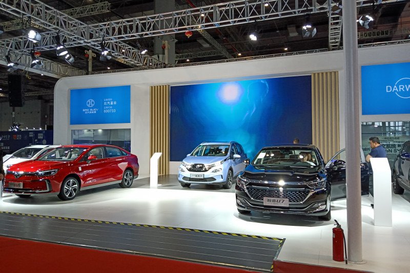 Melihat mobil listrik di CIIF Shanghai