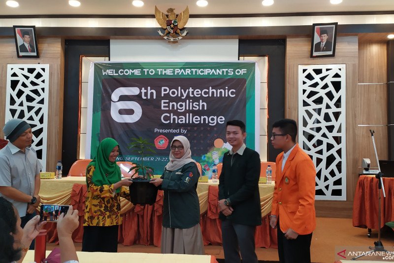 PNP gelar kompetisi berbahasa Inggris bertema lingkungan
