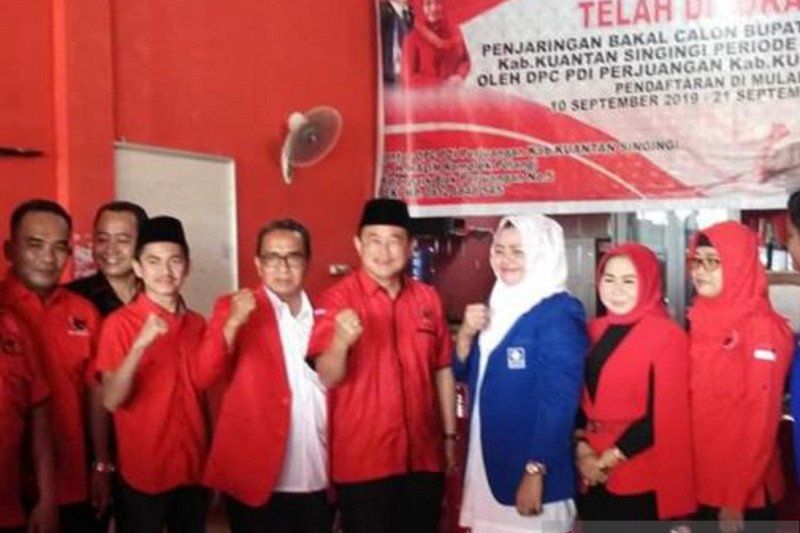 Pasangan Halim-Komprensi daftar ke PDIP