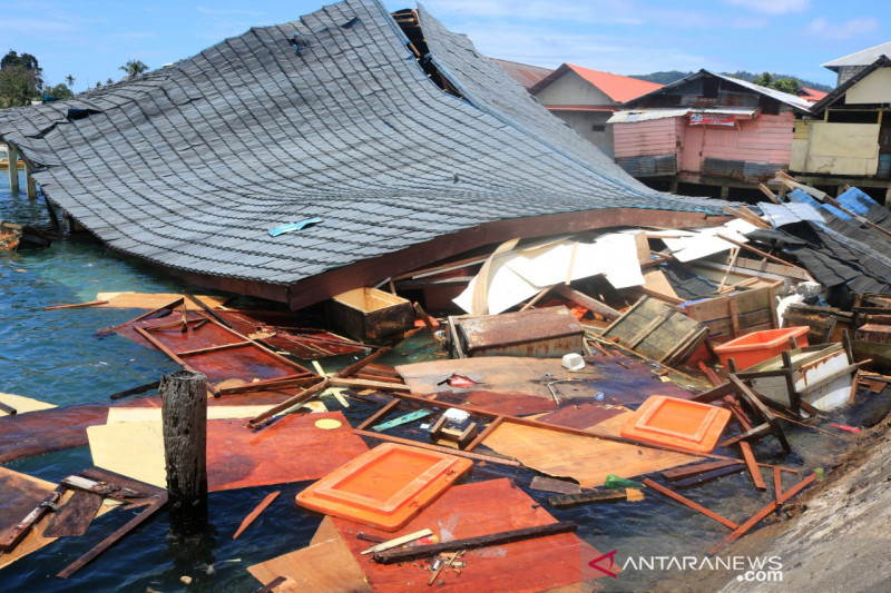 Gempa Ambon sebabkan kerusakan bangunan dan fasilitas umum