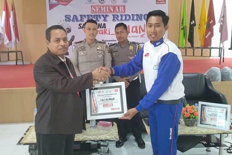 Sarjana #Cari_Aman bersama Honda