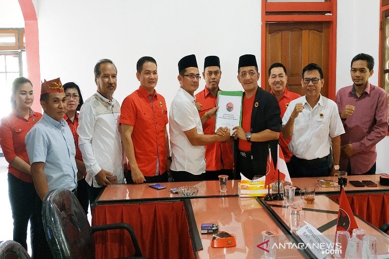 Pengusaha kuliner ini optimistis bersaing meraih kursi Bupati Kotim