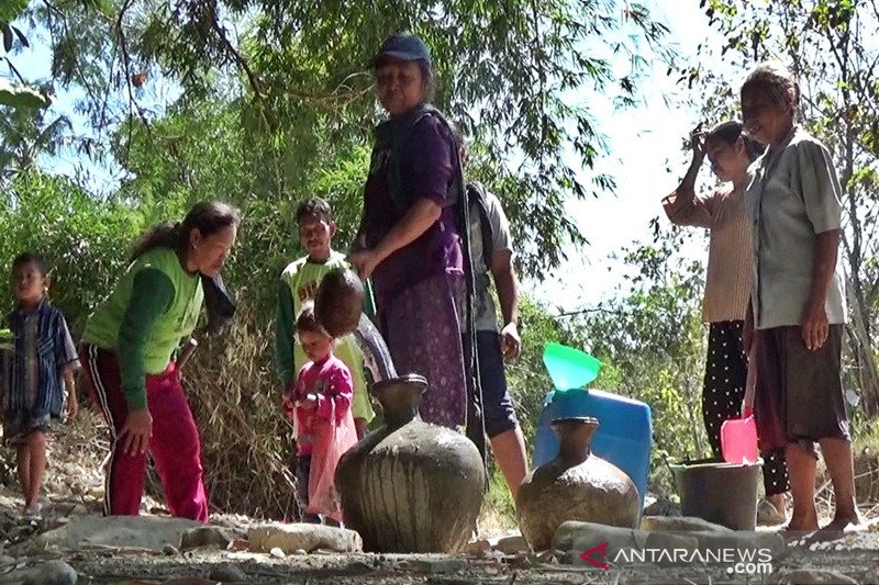 Boyolali droping 768 tangki air ke daerah kekeringan