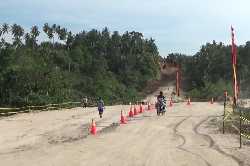 Terkendala lahan, proyek Tol Padang-Pekanbaru tetap dilanjutkan