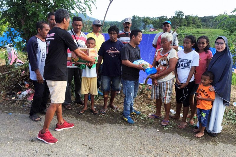 Mercy Barends bantu korban terdampak gempa Ambon
