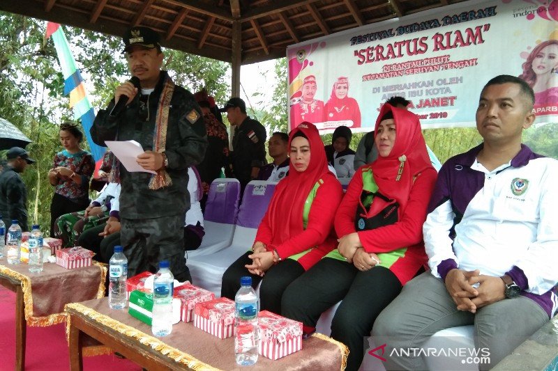 Tingkatkan rasa cinta terhadap budaya daerah melalui Festival Seratus Riam