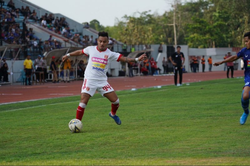Lawan Semen Padang, Milan Petrovic yakin menang