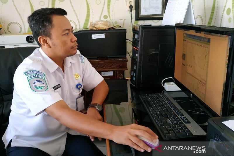 Hujan deras mengguyur Kotim ternyata hujan buatan