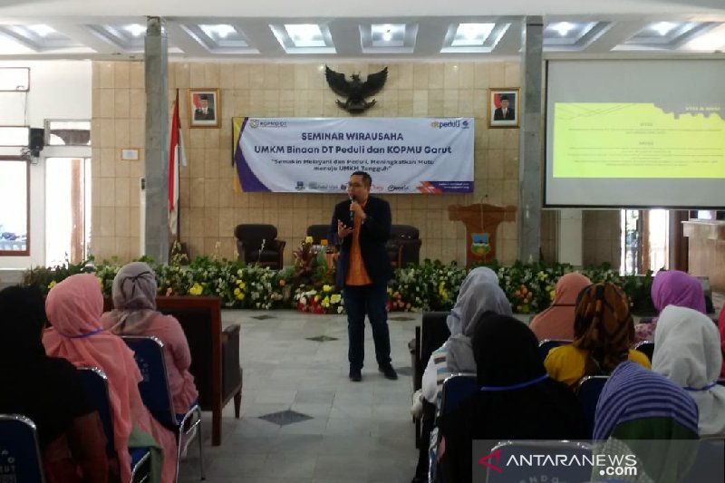 Daarut Tauhid latih penerima zakat jadi pengusaha
