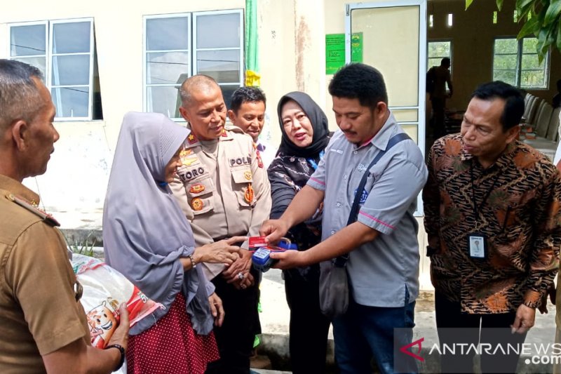 Lingga salurkan bantuan pangan non tunai 2019