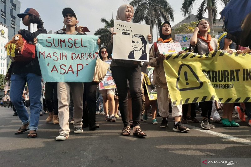 Pemeritah diminta atasi karhutla untuk capai target penurunan GRK