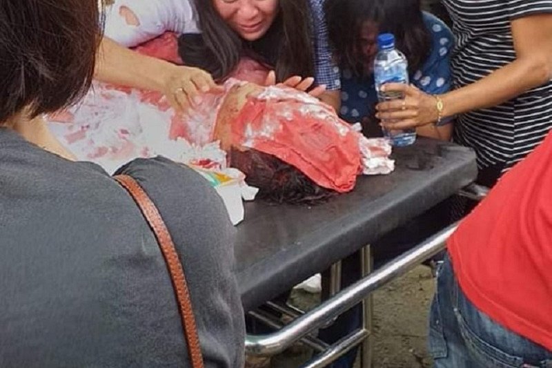 Gempa Ambon, dua warga terkena reruntuhan bangunan