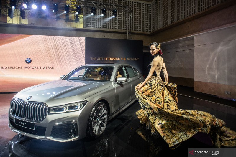 Peluncuran Bmw Seri 7 Long Wheelbase Antara News Sumatera Barat