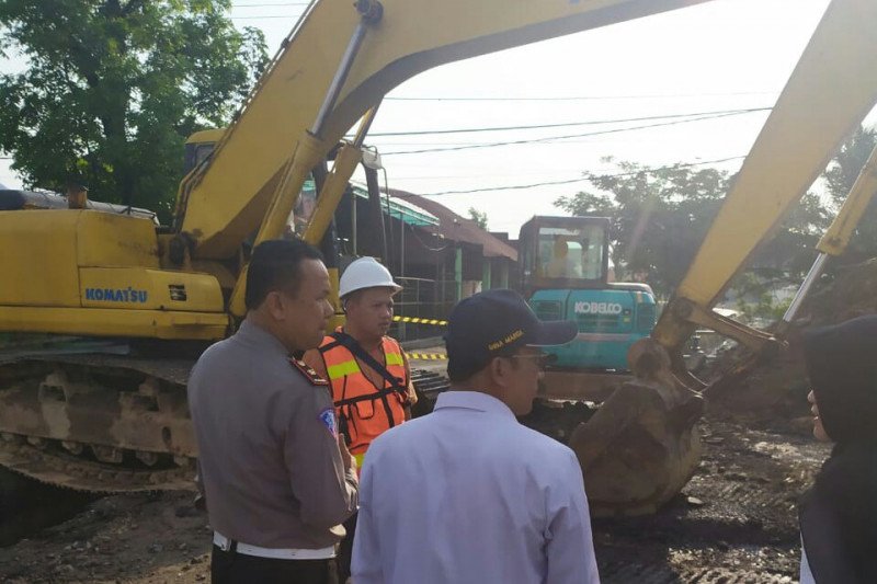 Polisi perkirakan Jalan Juanda-S Parman dapat dilalui kendaraan pada Senin