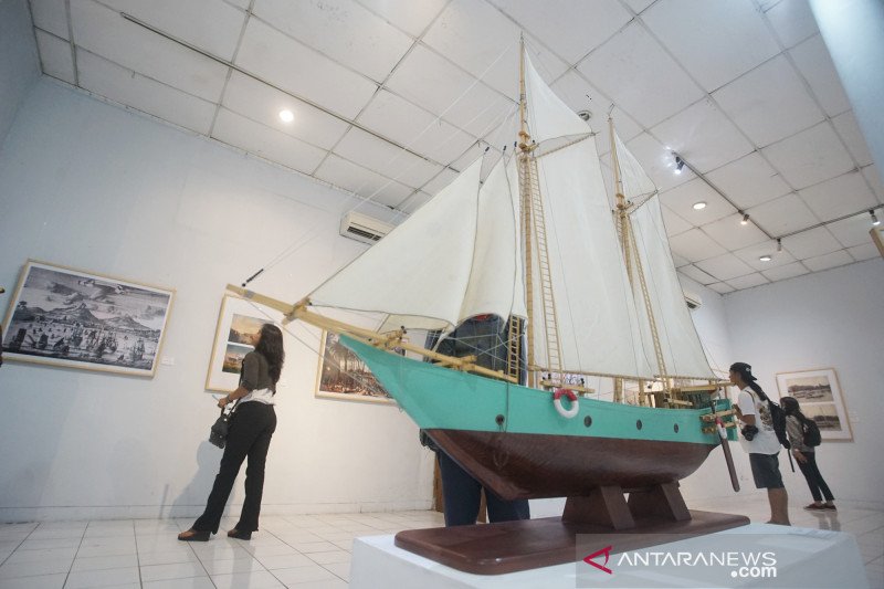 Pameran perahu Mayang