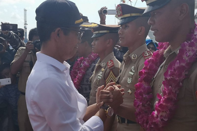 Kapal Latih KRI Bima Suci tiba di Batam