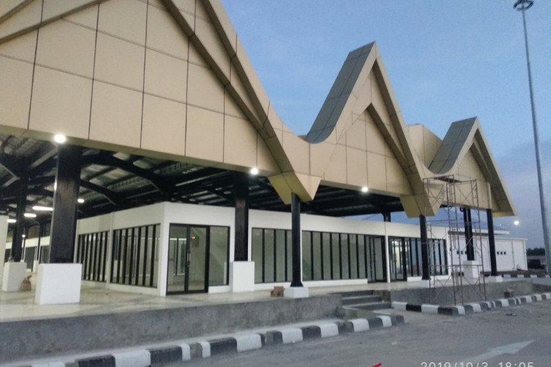 Rest Area Km 215 siap digunakan