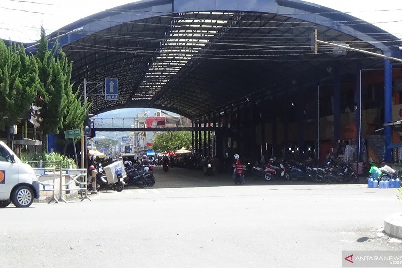 PKL Kanopi keluhkan harga sewa lapak sampai Rp25 juta