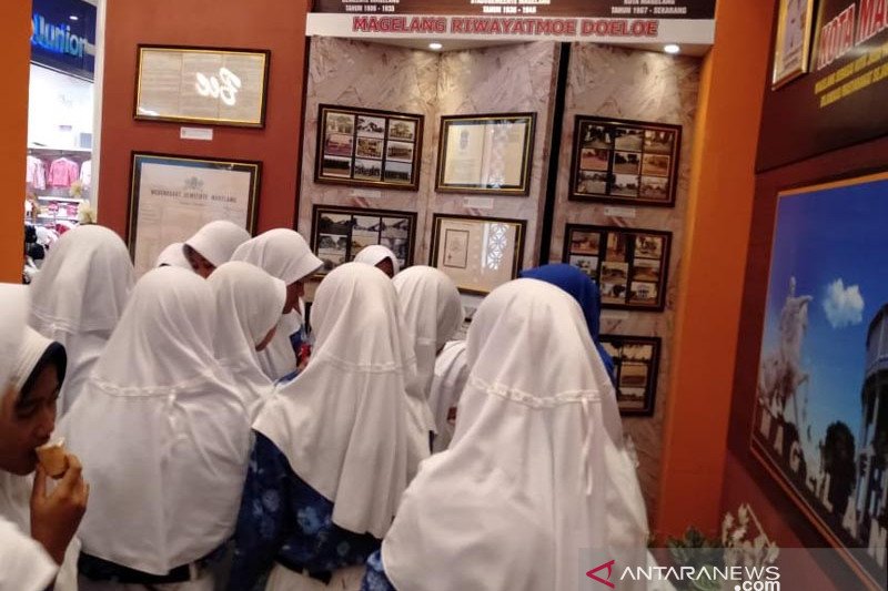 Gerai Disperpusip Kota Magelang ramai kunjungan