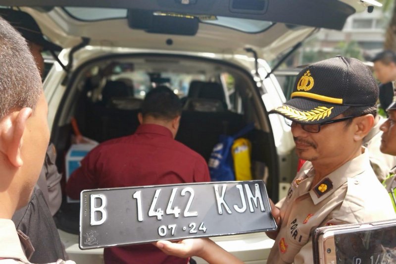 hati-hati-nekat-pakai-plat-kendaraan-palsu-bisa-dijerat-pidana