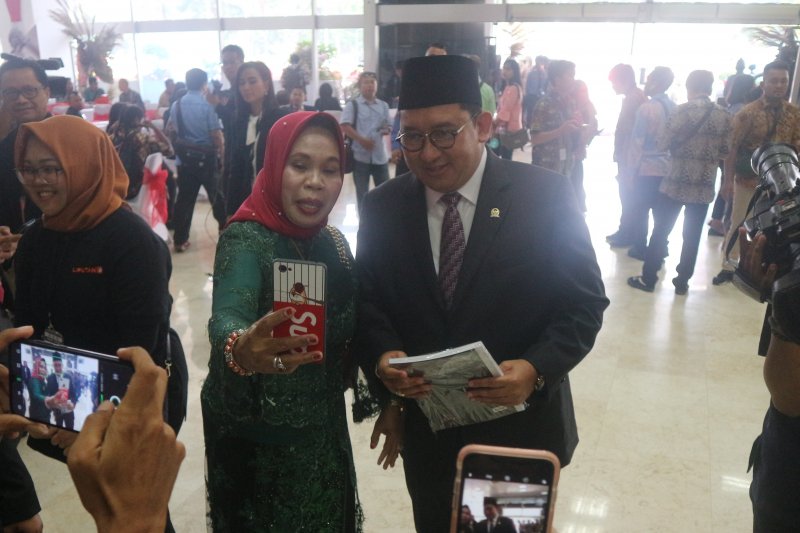 Diproyeksikan masuk kabinet Jokowi, Fadli Zon: Itu isu