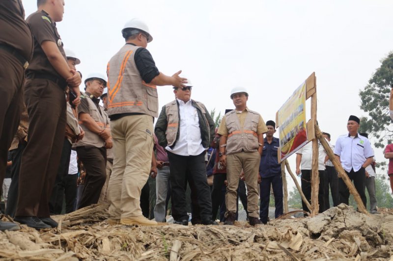 Musi Banyuasin targetkan jembatan Muara Medak selesai Desember 2019