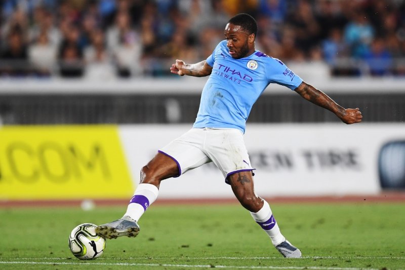City bentengi Sterling dengan kontak baru untuk bungkam rayuan Madrid
