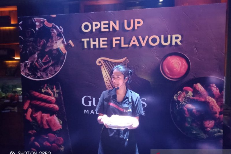 Menggandeng cheff Renatta Moeloek, guinnes gelar food pairing experience
