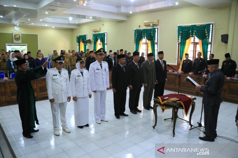 Bupati OKU tuntut pejabat baru bekerja profesional