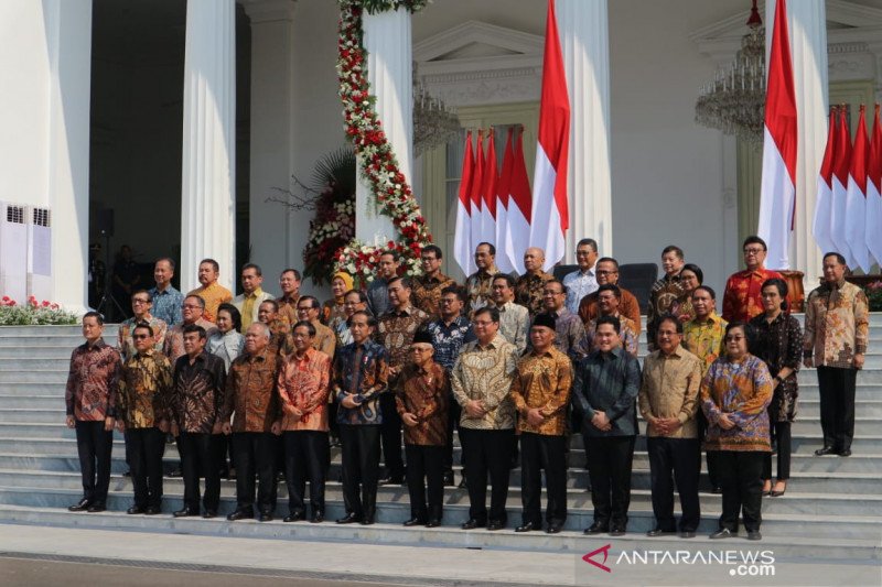 Presiden Jokowi perintahkan 7 hal untuk para menterinya