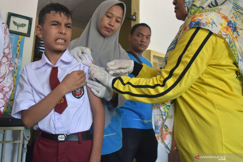 Puluhan anak imigran dapat imunisasi MR di Pekanbaru