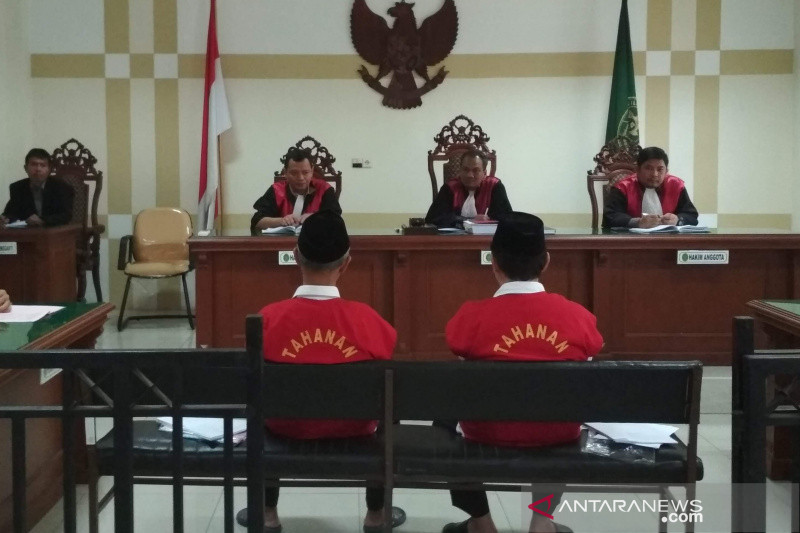 Terdakwa penggelapan uang UMK minta dibebaskan