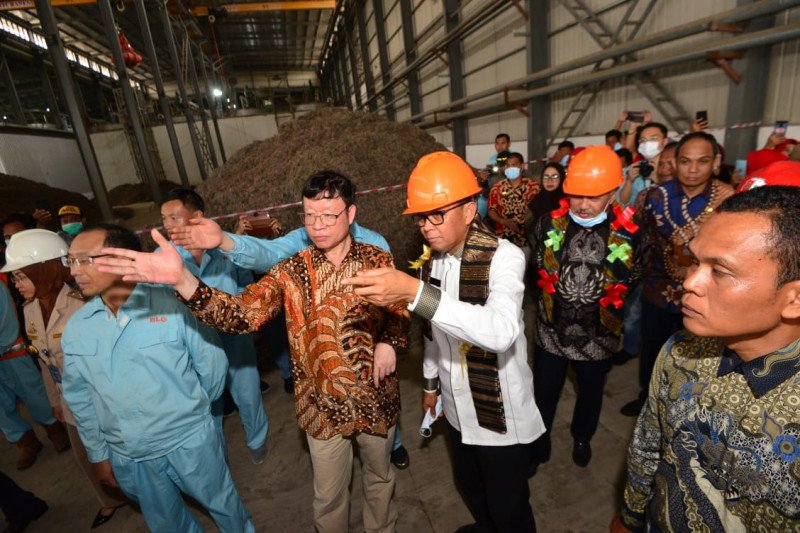 Gubernur merespon kekurangan pasokan rumput laut PT BLG