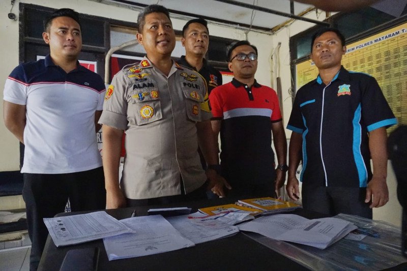 Polres Mataram tangkap bendahara pokmas Rumah Tahan Gempa