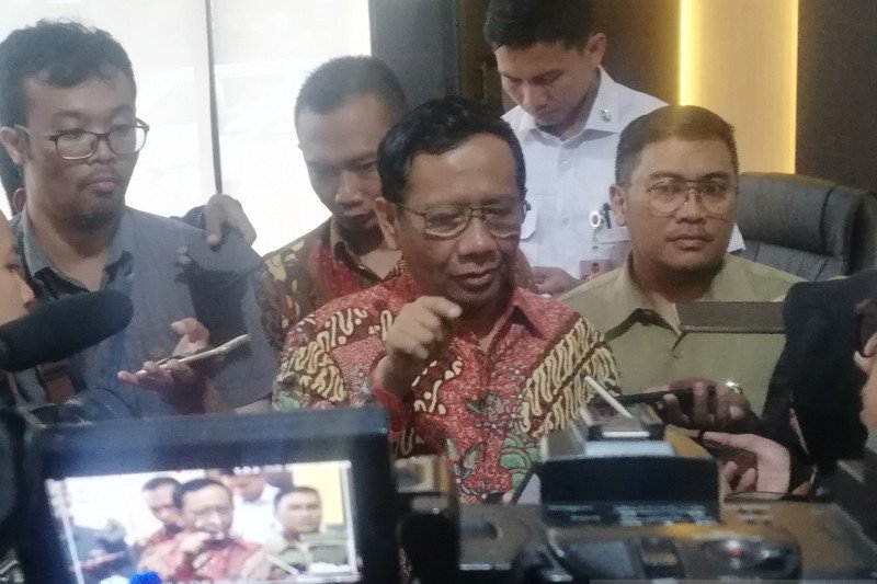 Mahfud: ISIS harus tetap diwaspadai