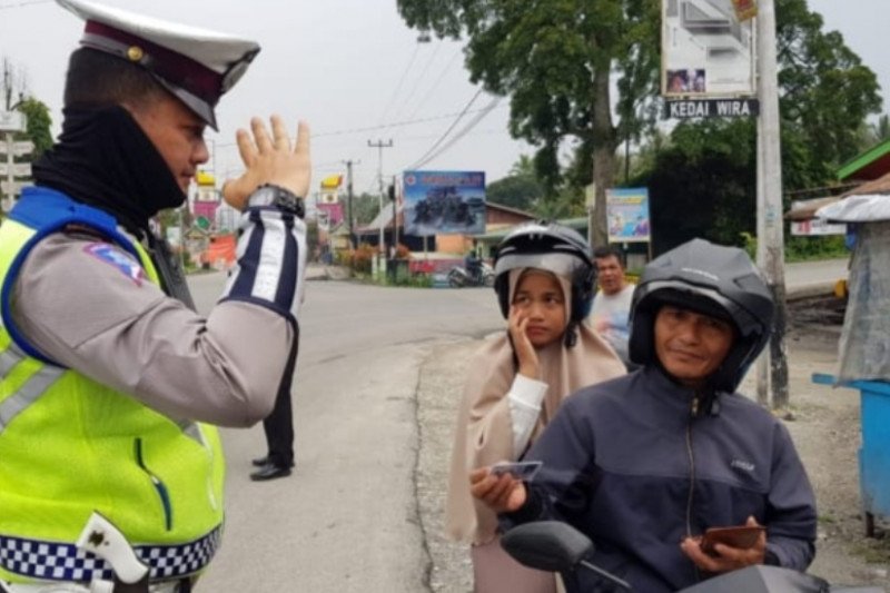Tak pakai "Safety Belt" pelanggaran terbanyak selama Operasi Zebra Polres Solok Arosuka