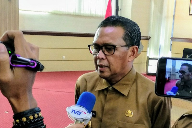Gubernur Sulsel umumkan UMP 2020 sebesar Rp3.103.800