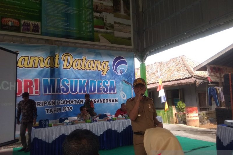 Diskominfo OKU sosialisasikan program Lapor hingga ke pelosok desa