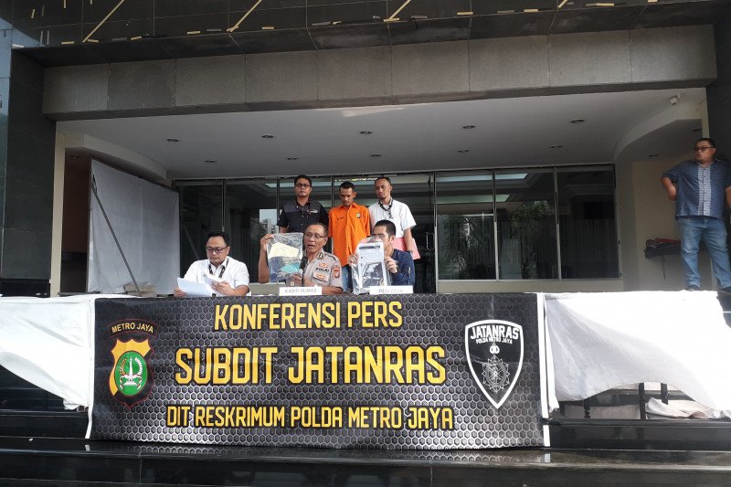 Palak sopir pakai sajam, 'Pak Ogah' Jembatan Tiga ditangkap polisi