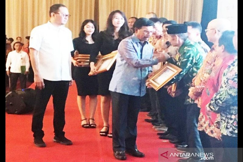 Pemkot Baubau raih penghargaan E-Government Award