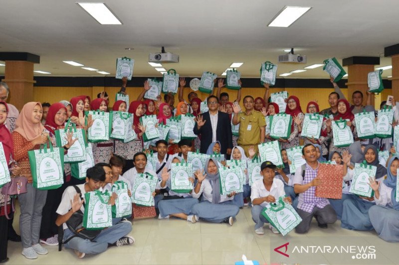 Pemkab Bogor menggandeng milenial jual dan promosi pariwisata