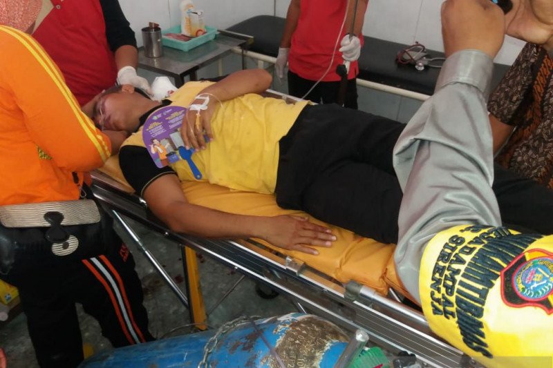 Dua polisi di Donggala alami luka tembak di kepala dan leher