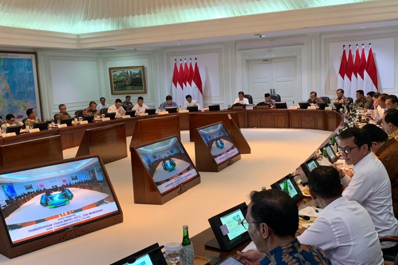 Presiden Jokowi minta pariwisata dikembangkan untuk genjot ekspor