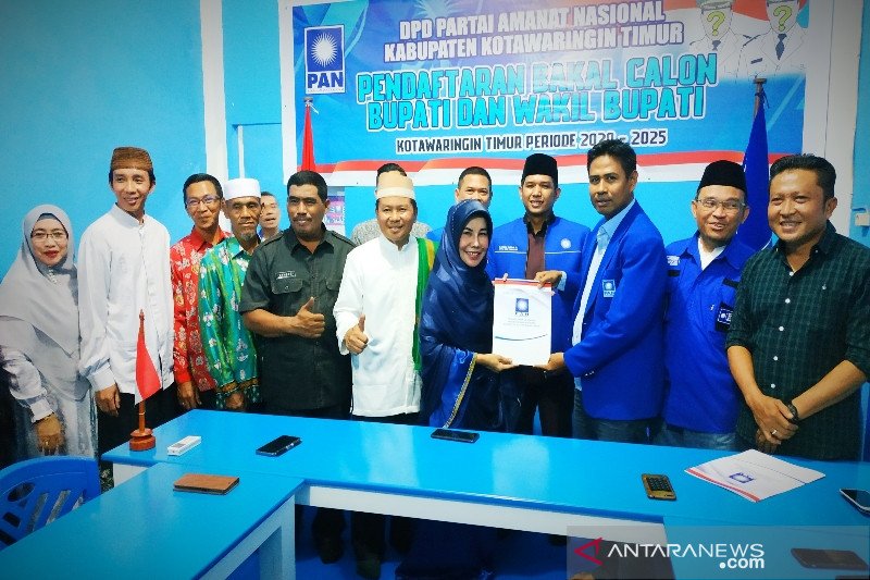 Kepala Kemenag Kotim mendaftar bakal calon wakil bupati