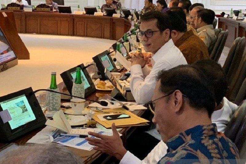 Presiden Joko Widodo pimpin rapat terbatas di Kantor Presiden Jakarta