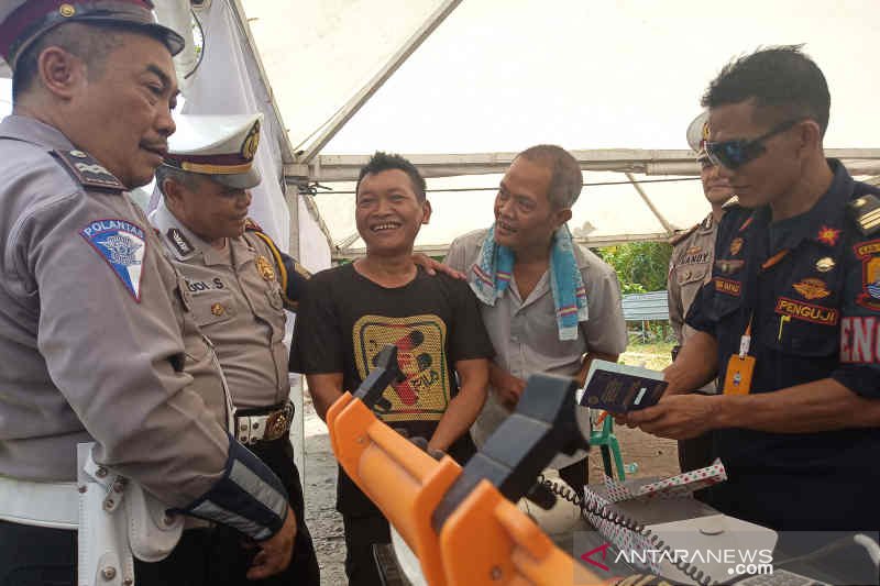 Petugas gabungan gelar operasi
