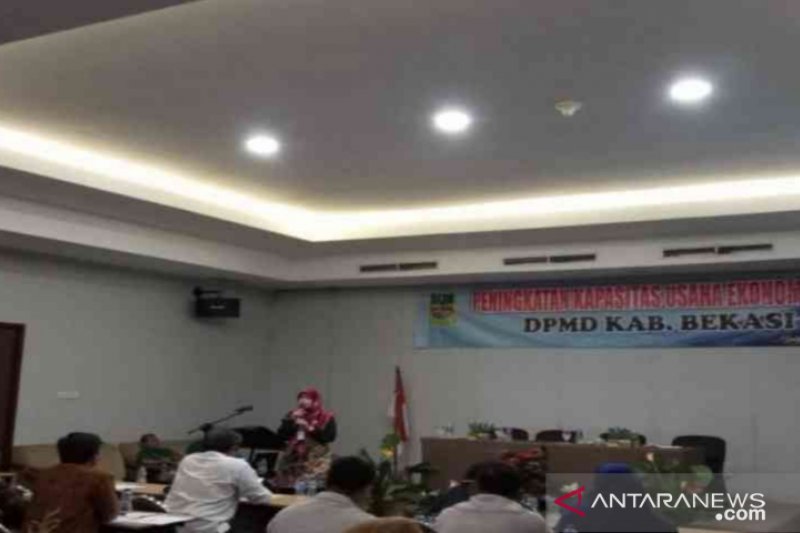 Bekasi gelar seminar peningkatan kapasitas usaha ekonomi desa