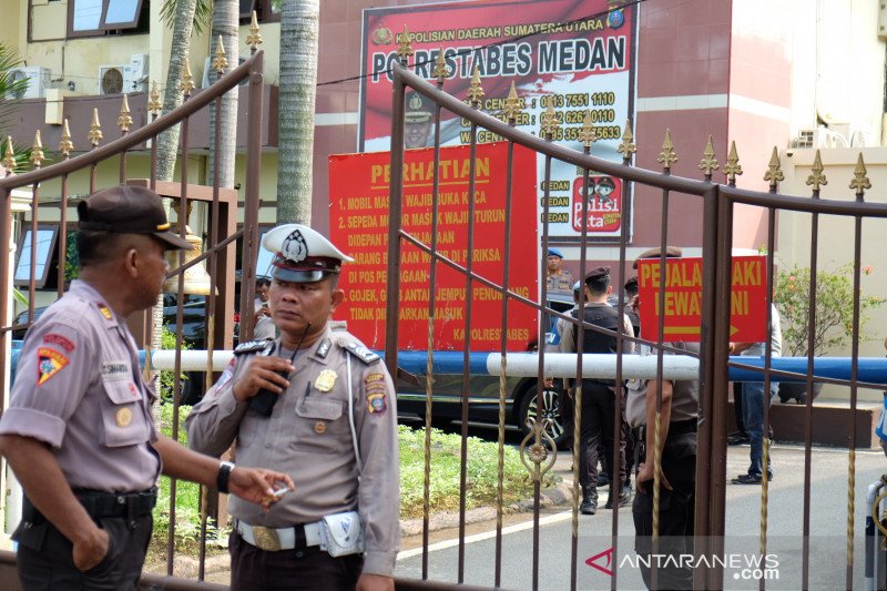 Bom Medan, Densus olah TKP ledakan Polrestabes Medan