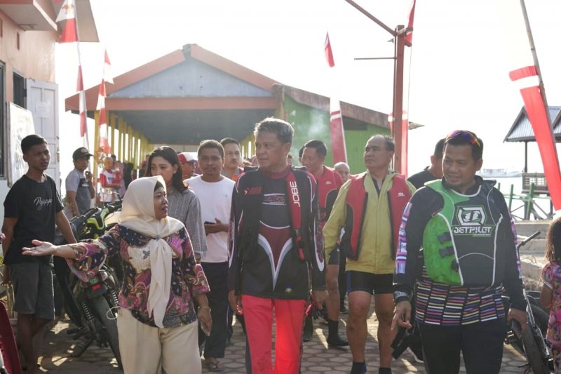 Forkopimda Sulsel tinjau empat pulau di wilayah Makassar