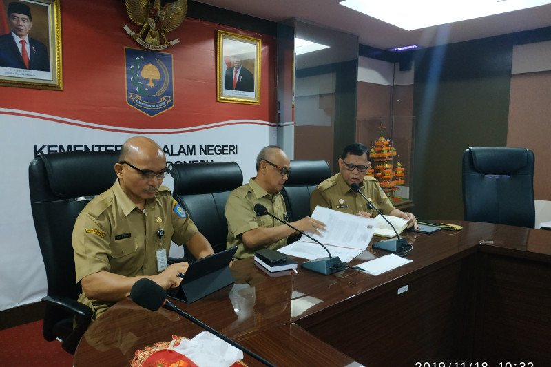Kemendagri minta Pemda evaluasi perda terkait dugaan desa fiktif